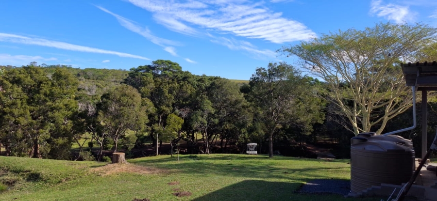4 Bedroom Property for Sale in Sunrise On Sea Eastern Cape